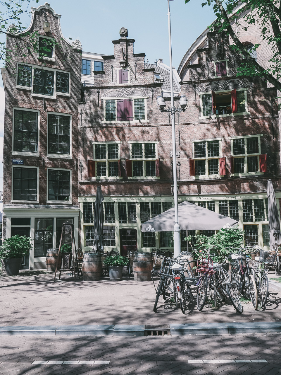 Cara Sharratt Travel - Amsterdam, Netherlands