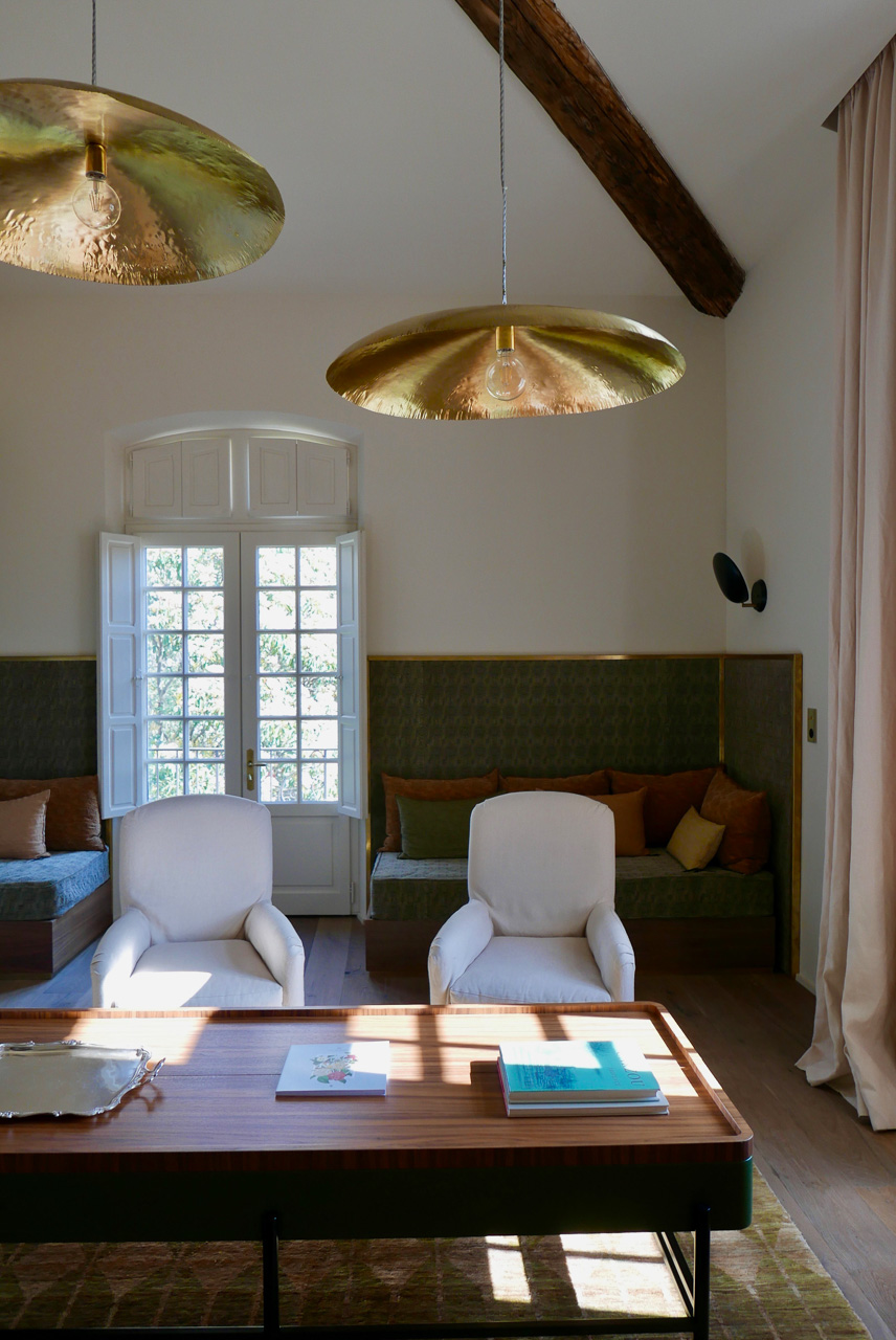 Cara Sharratt Travel - Room at Baumanière