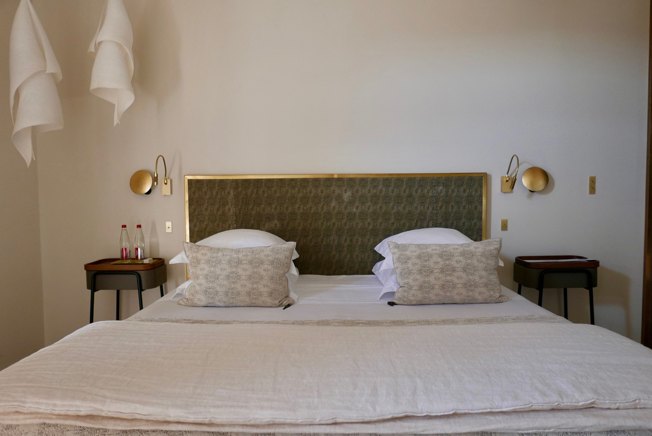 Cara Sharratt Travel - Room at Baumanière
