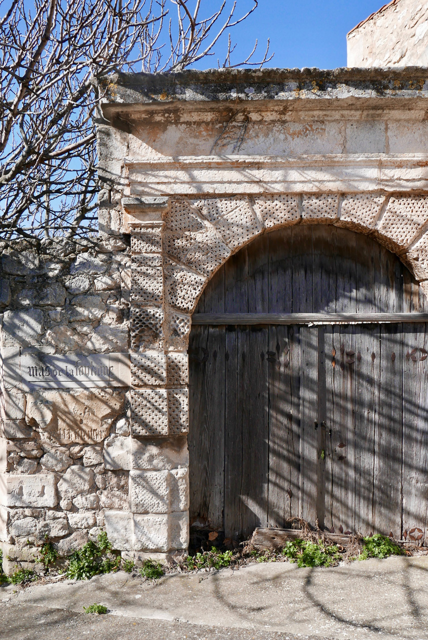 Cara Sharratt Travel - Les Baux-de-Provence, France
