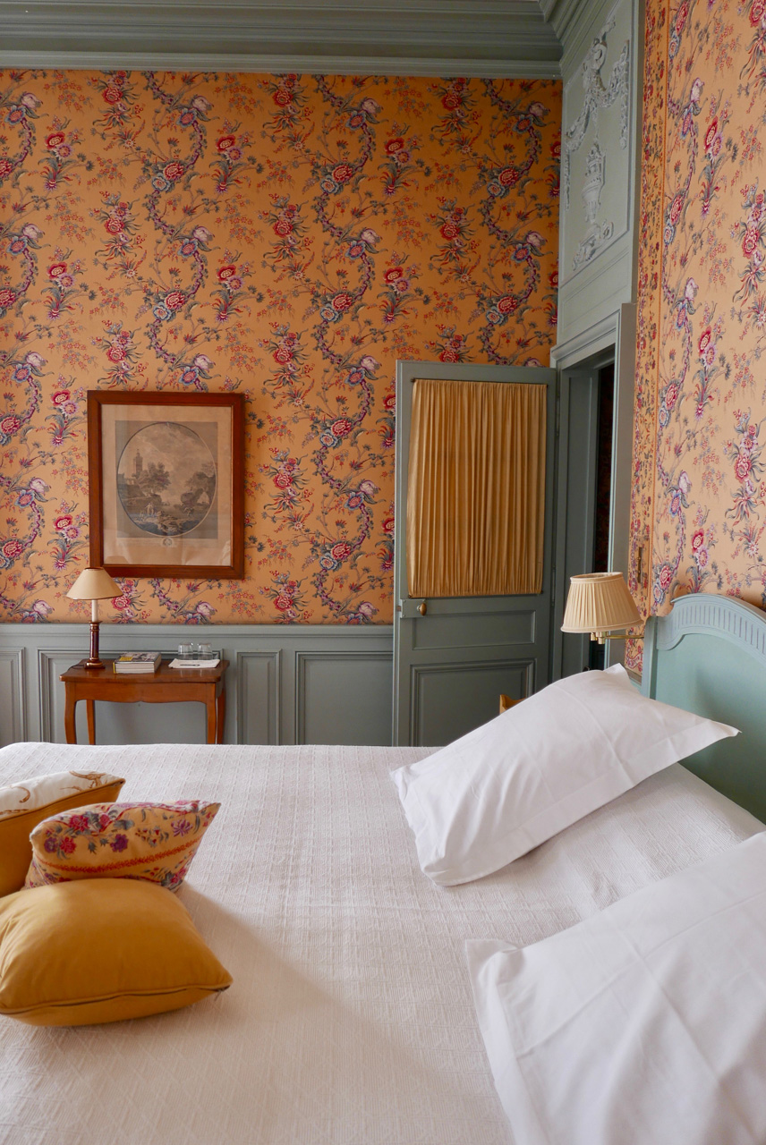Cara Sharratt Travel - La Mirande - Bedroom - Avignon, France